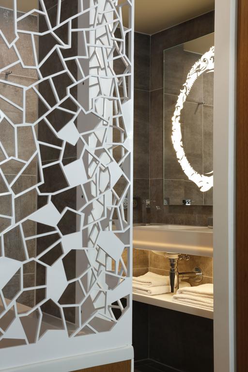 Select Hotel Paris Bilik gambar