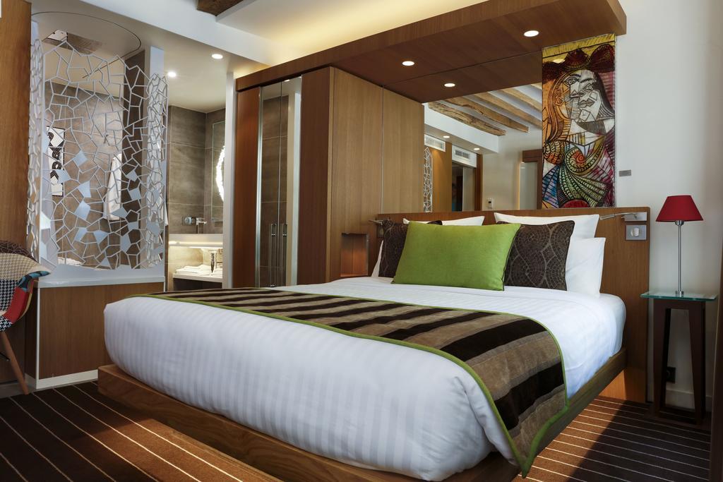 Select Hotel Paris Bilik gambar