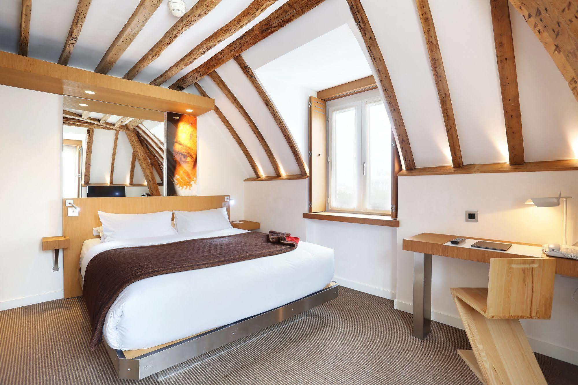 Select Hotel Paris Luaran gambar